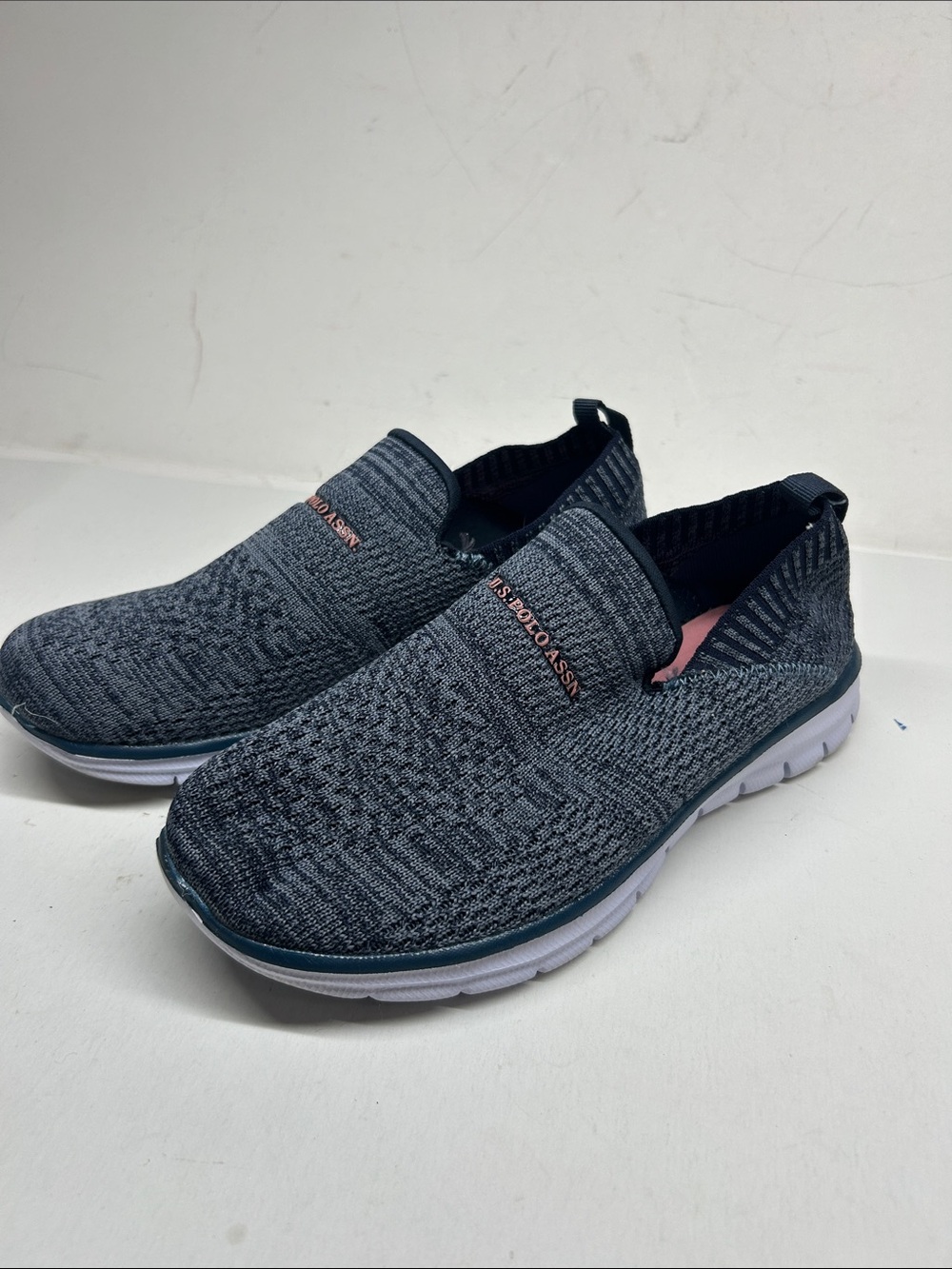 U.S. Polo Assn. Men's Slip-On Knit Sneakers in Dark Gray with Pink Accents